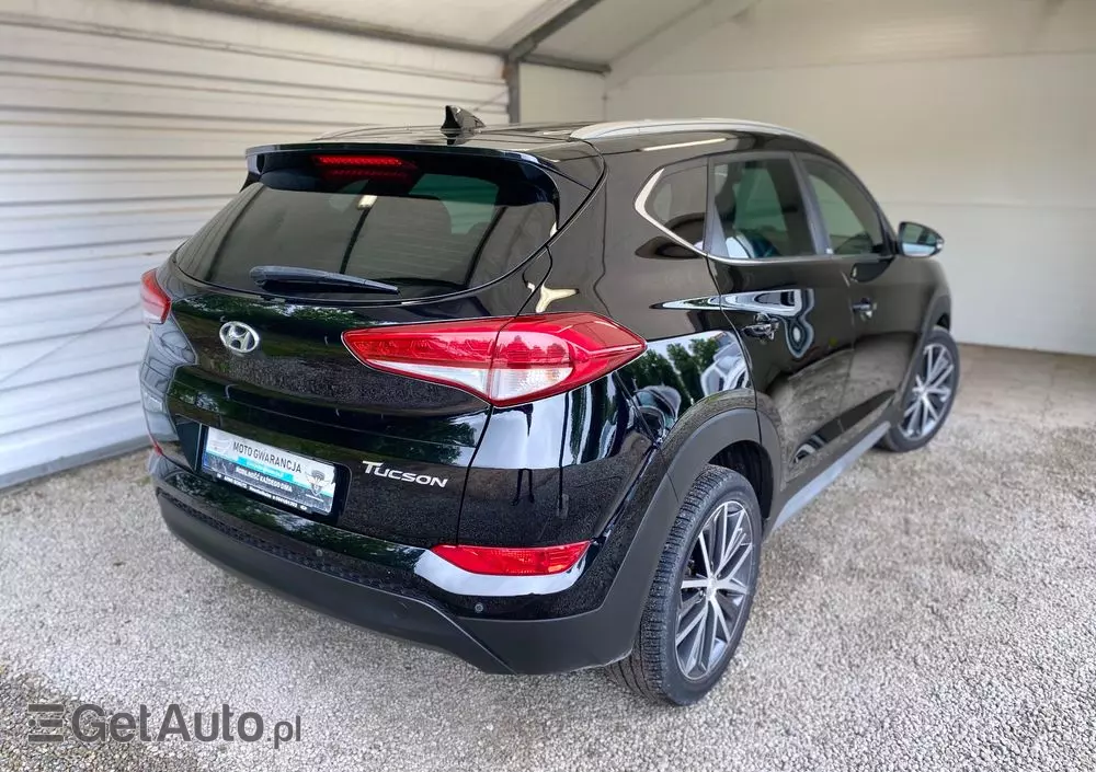 HYUNDAI Tucson 1.7 CRDI BlueDrive Style 2WD DCT