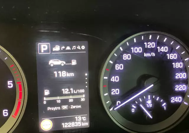 HYUNDAI Tucson 1.7 CRDI BlueDrive Style 2WD DCT