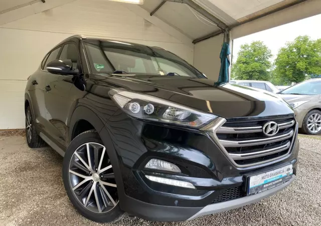 HYUNDAI Tucson 1.7 CRDI BlueDrive Style 2WD DCT