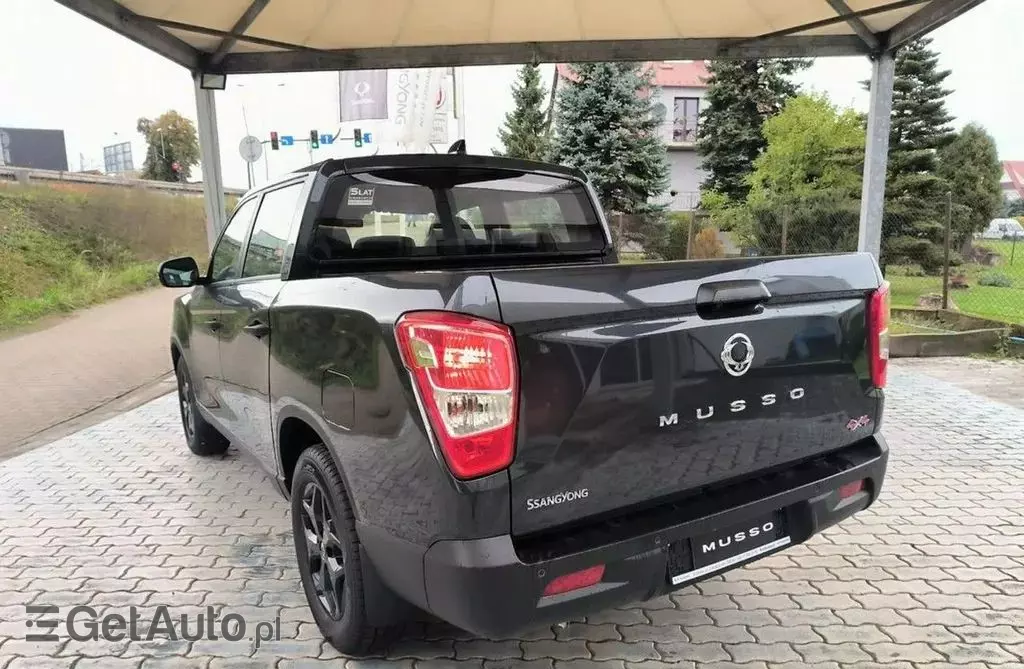 SSANGYONG Musso 
