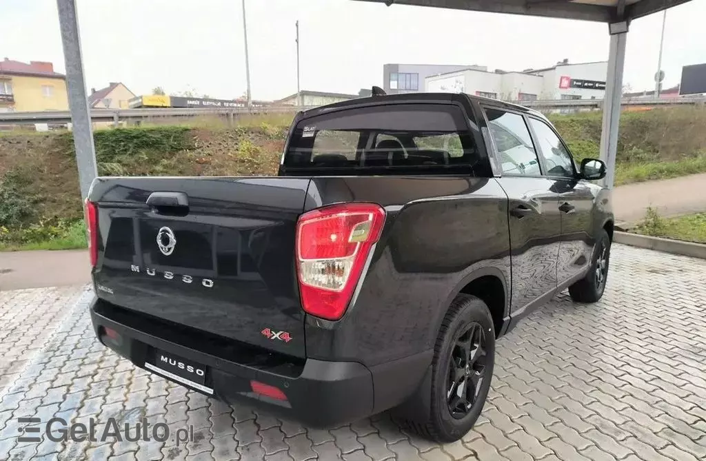 SSANGYONG Musso 