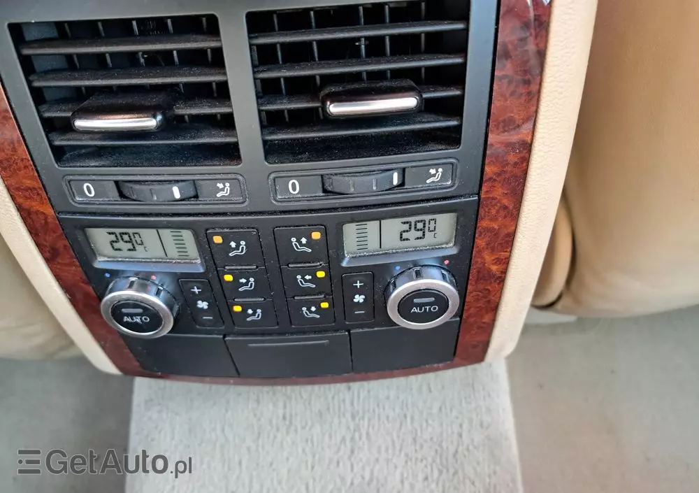 VOLKSWAGEN Touareg 5.0 V10 TDI Tiptr