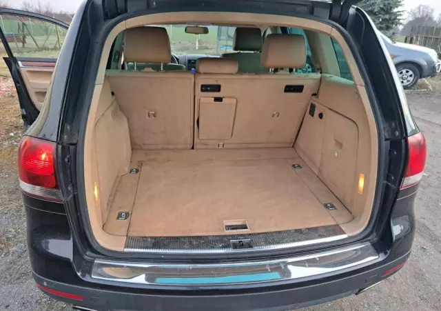 VOLKSWAGEN Touareg 5.0 V10 TDI Tiptr