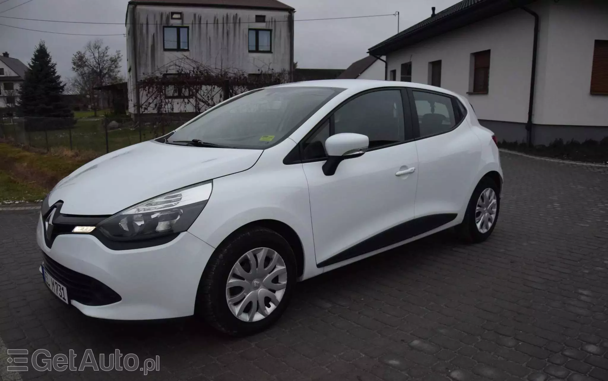 RENAULT Clio 1.2 16V 75 LIMITED