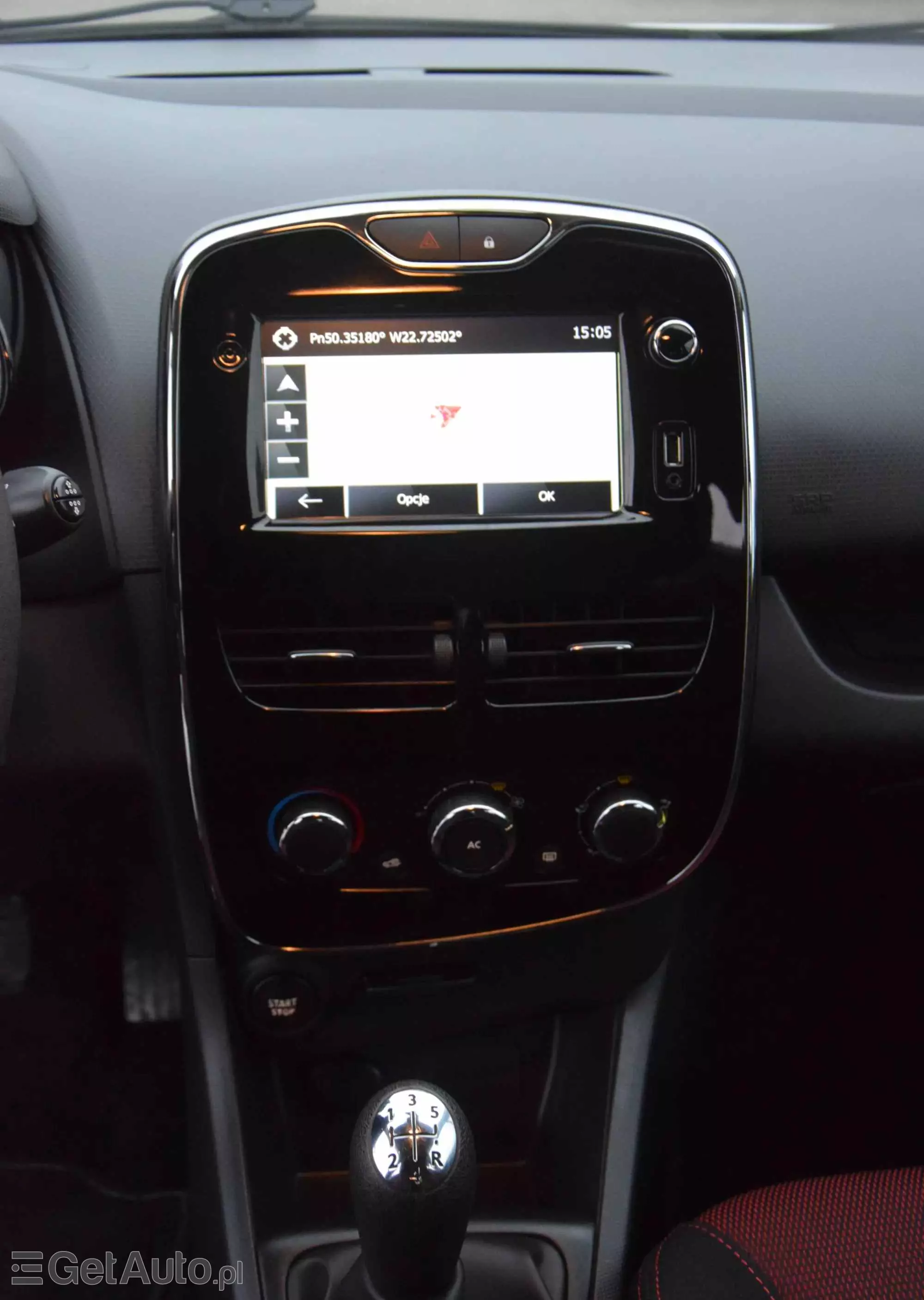 RENAULT Clio 1.2 16V 75 LIMITED