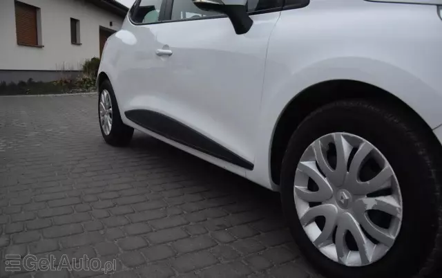 RENAULT Clio 1.2 16V 75 LIMITED