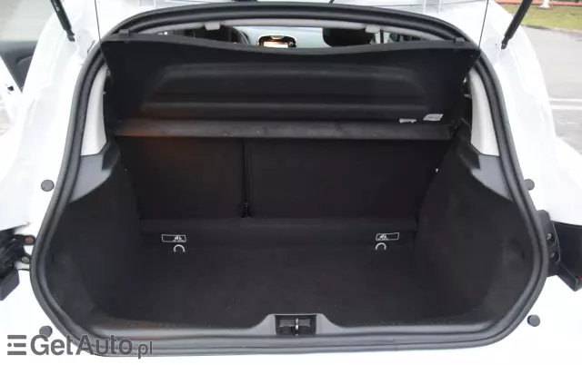 RENAULT Clio 1.2 16V 75 LIMITED