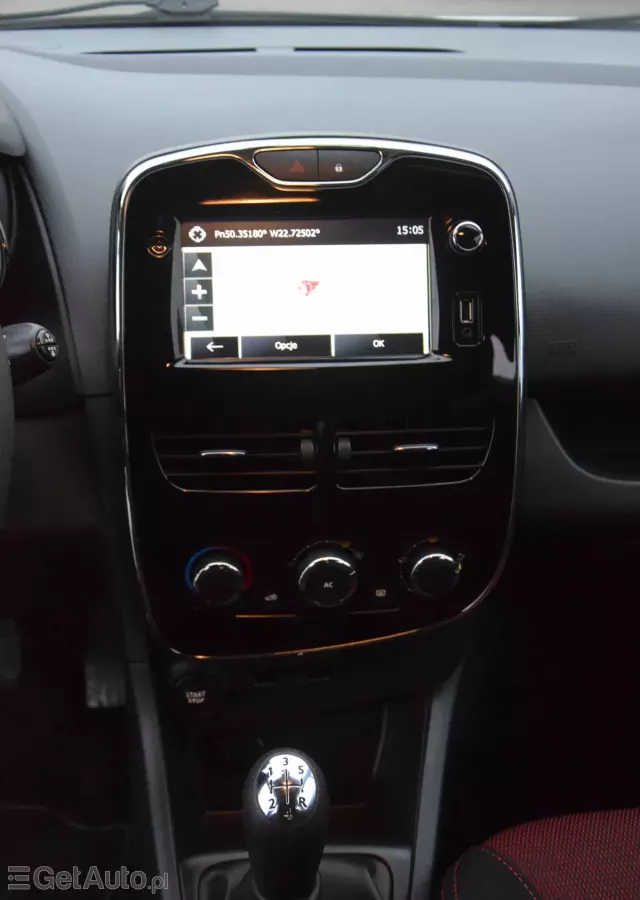 RENAULT Clio 1.2 16V 75 LIMITED