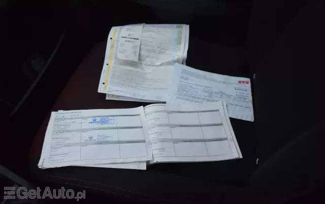 RENAULT Clio 1.2 16V 75 LIMITED