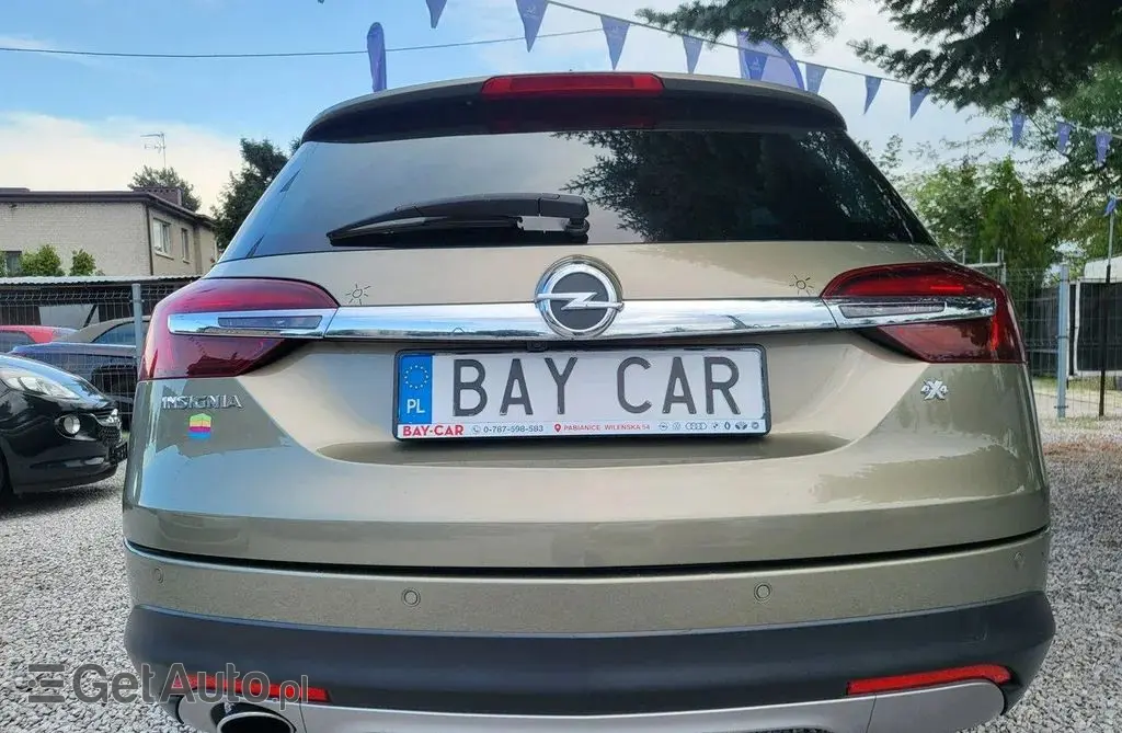 OPEL Insignia 