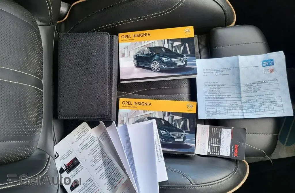 OPEL Insignia 