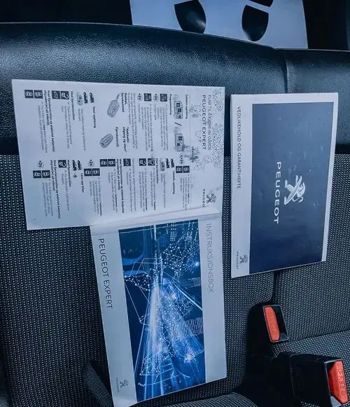 PEUGEOT Expert 
