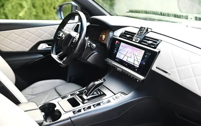 DS AUTOMOBILES DS 7 Crossback 1.6 PureTech Rivoli