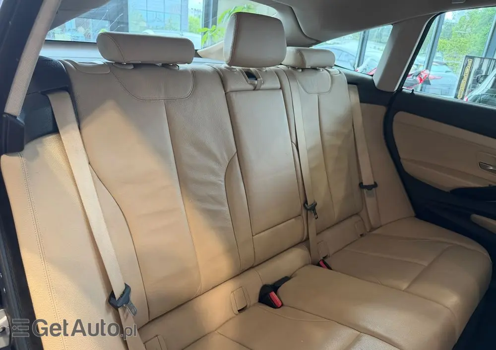 BMW Seria 3 320i GPF Luxury Line Purity sport