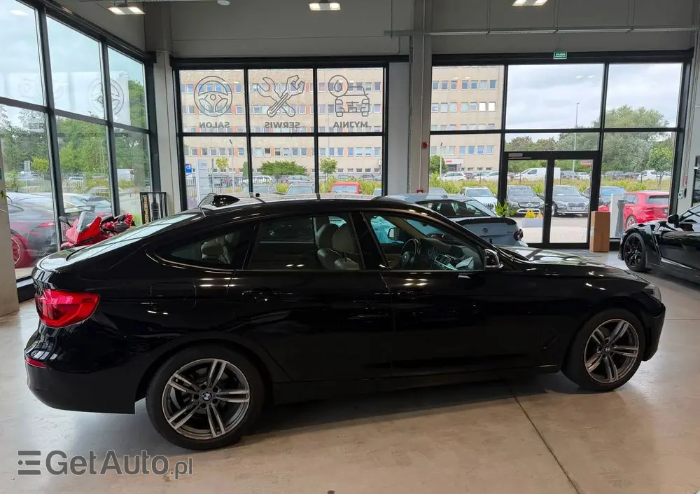 BMW Seria 3 320i GPF Luxury Line Purity sport