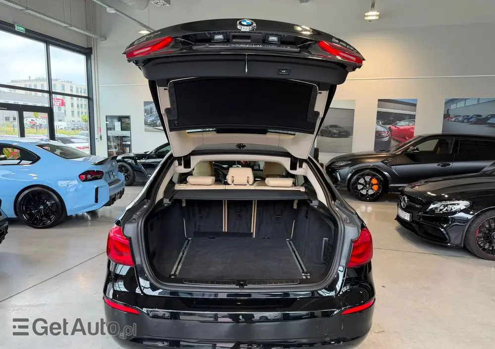 BMW Seria 3 320i GPF Luxury Line Purity sport