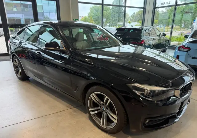 BMW Seria 3 320i GPF Luxury Line Purity sport