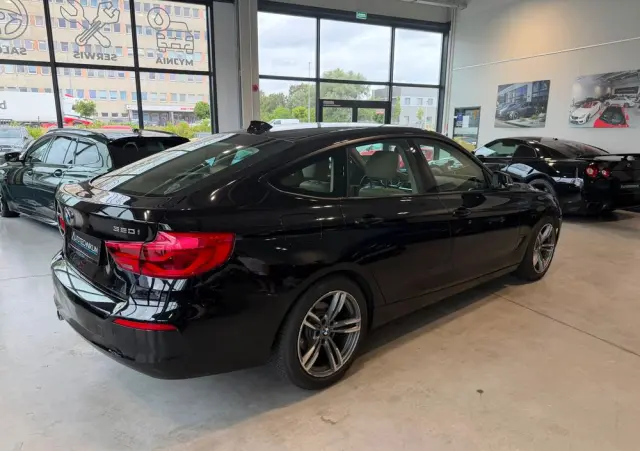 BMW Seria 3 320i GPF Luxury Line Purity sport