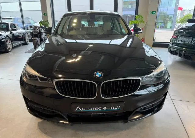 BMW Seria 3 320i GPF Luxury Line Purity sport