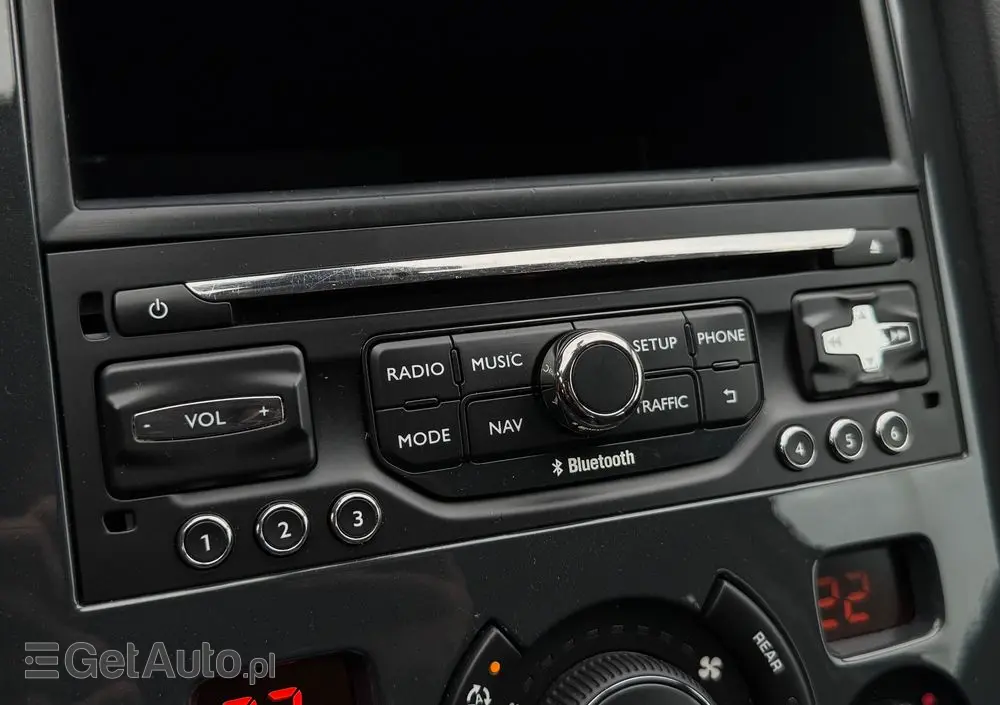 PEUGEOT 5008 1.6 HDi Active