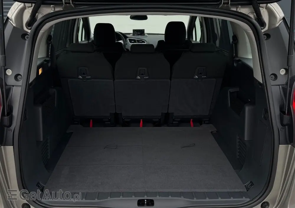 PEUGEOT 5008 1.6 HDi Active