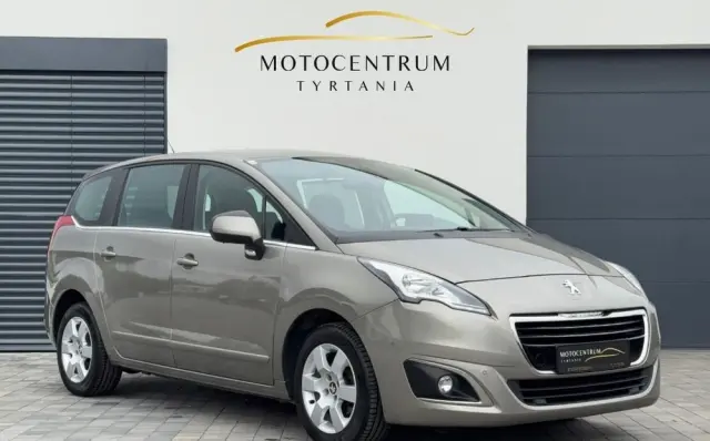 PEUGEOT 5008 1.6 HDi Active
