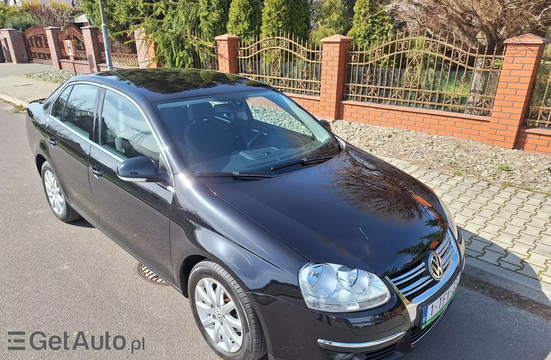 VOLKSWAGEN Jetta 1.9 TDI (101 KM)