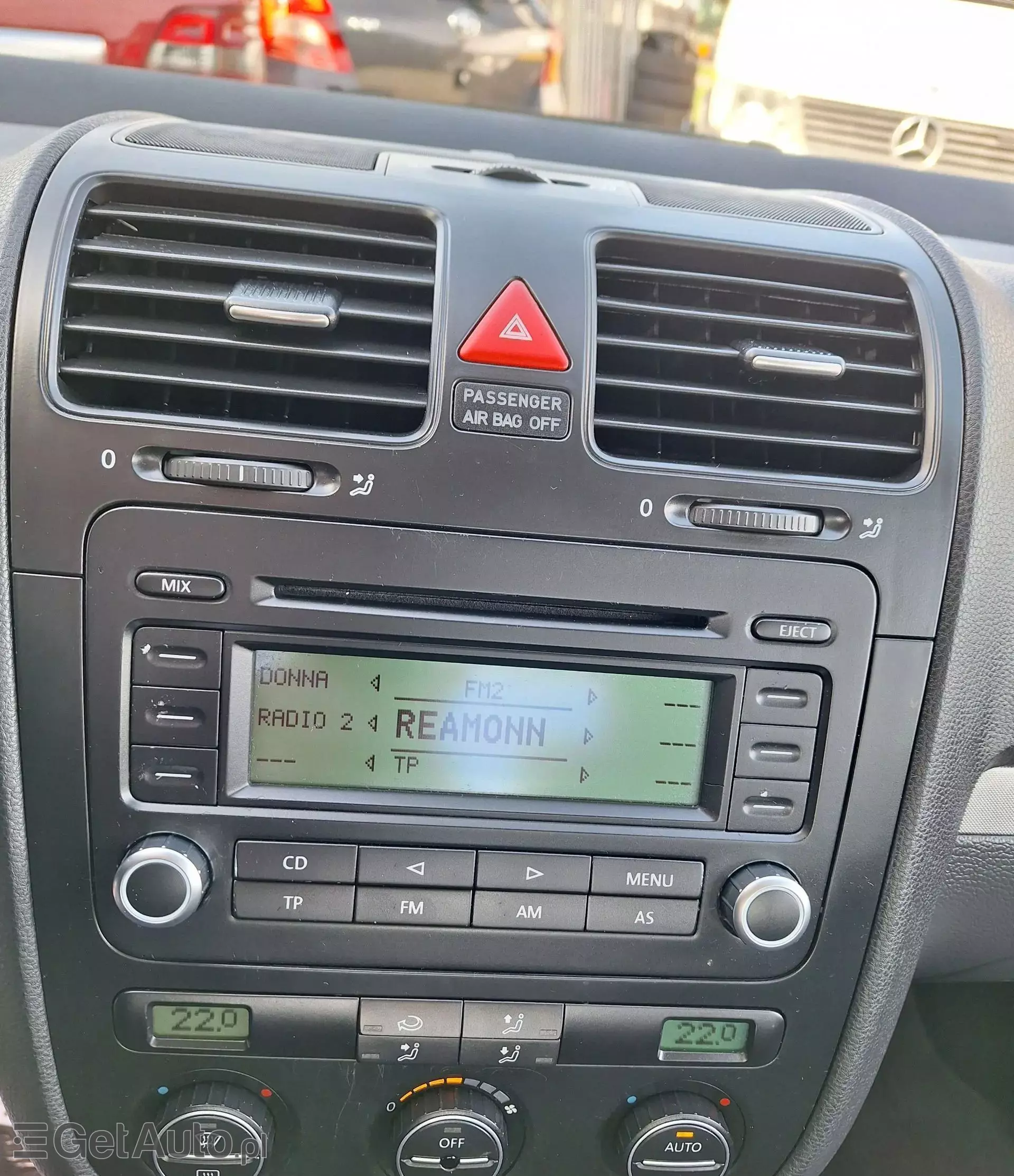 VOLKSWAGEN Jetta 1.9 TDI (101 KM)