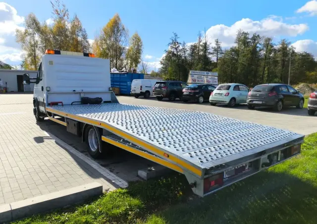 IVECO DAILY 