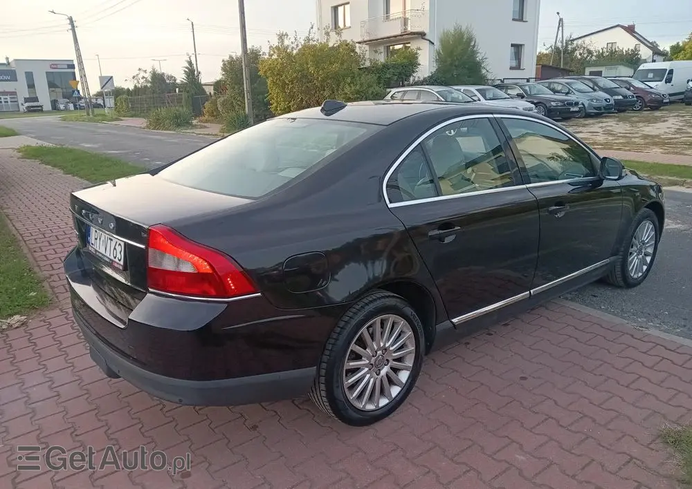 VOLVO S80 2.0D Summum