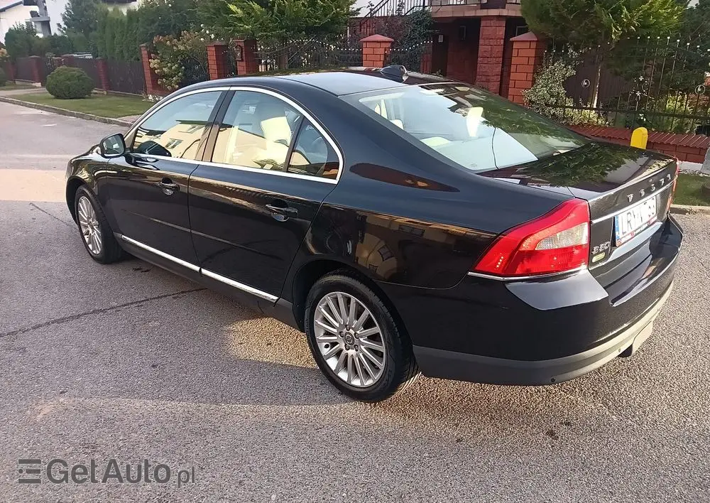VOLVO S80 2.0D Summum