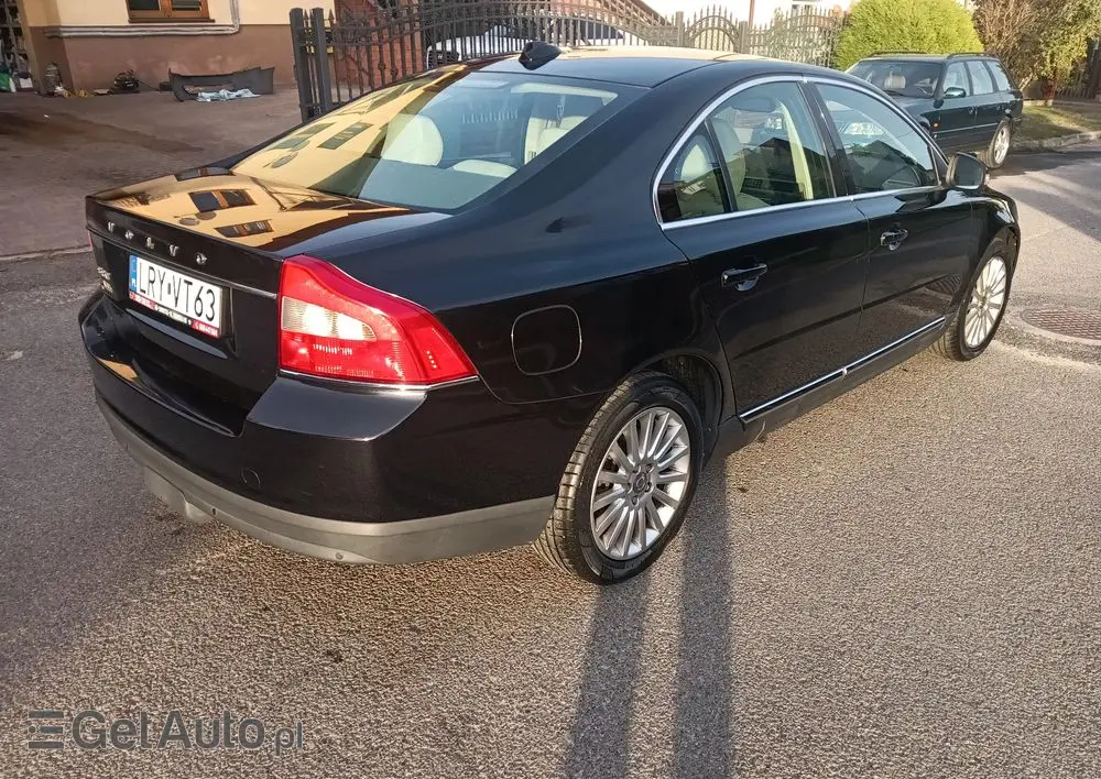 VOLVO S80 2.0D Summum