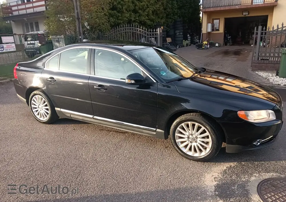 VOLVO S80 2.0D Summum