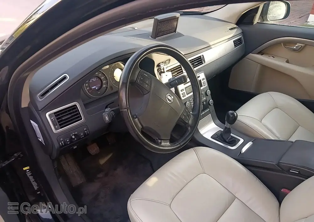 VOLVO S80 2.0D Summum