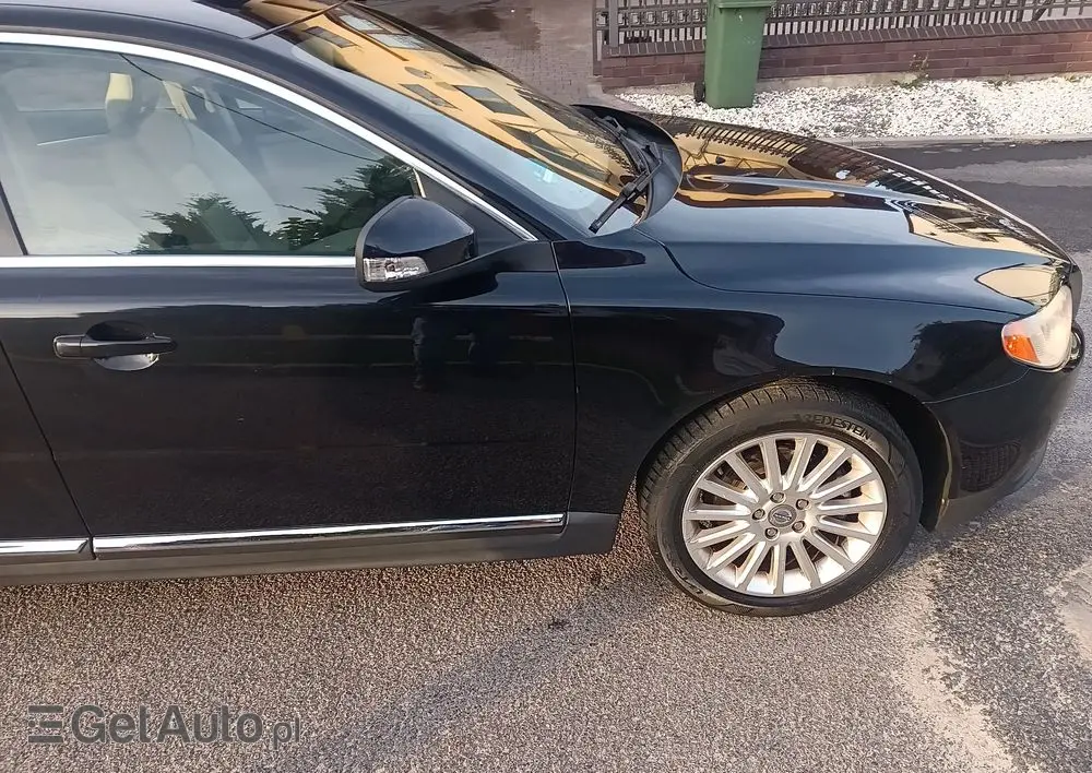 VOLVO S80 2.0D Summum