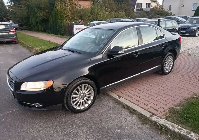 VOLVO S80 2.0D Summum