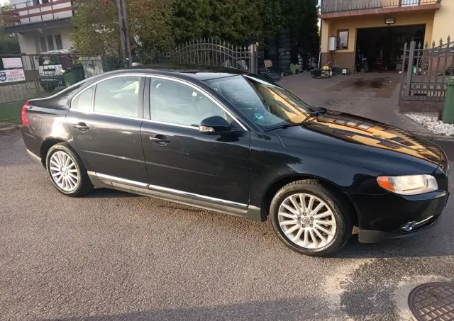 VOLVO S80 2.0D Summum