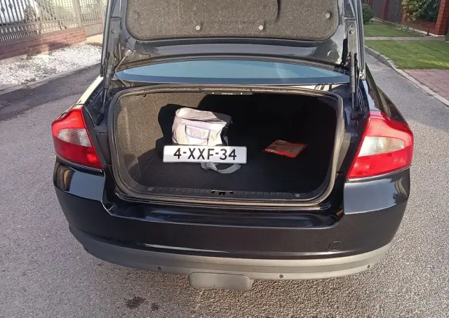 VOLVO S80 2.0D Summum