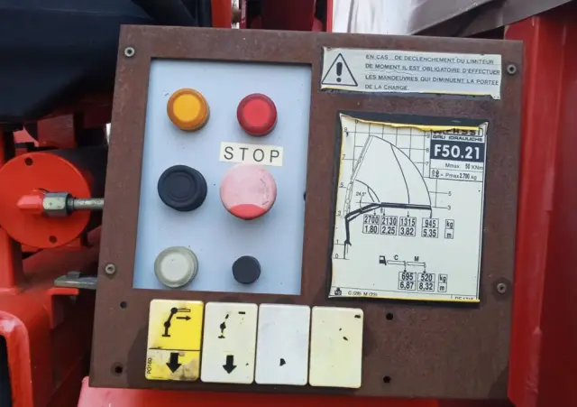 RENAULT Premium  / HDS / SKRZYNIA/ STAN BARDZO DOBRY / UDOKUMENTOWANY PRZEBIEG RENAULT TRUCKS FRANCJA 