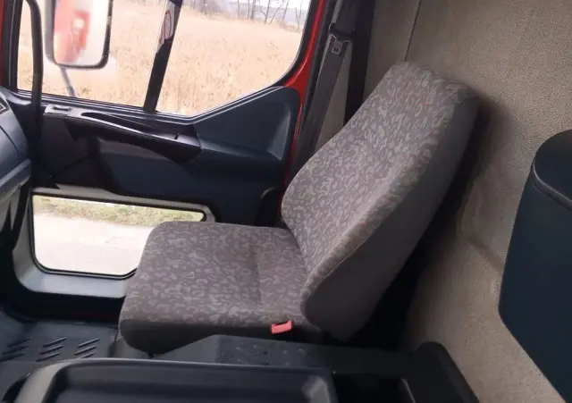 RENAULT Premium  / HDS / SKRZYNIA/ STAN BARDZO DOBRY / UDOKUMENTOWANY PRZEBIEG RENAULT TRUCKS FRANCJA 