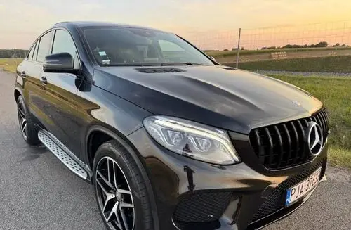 MERCEDES-BENZ GLE 