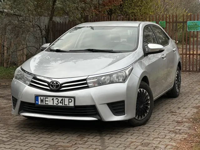 TOYOTA Corolla Active