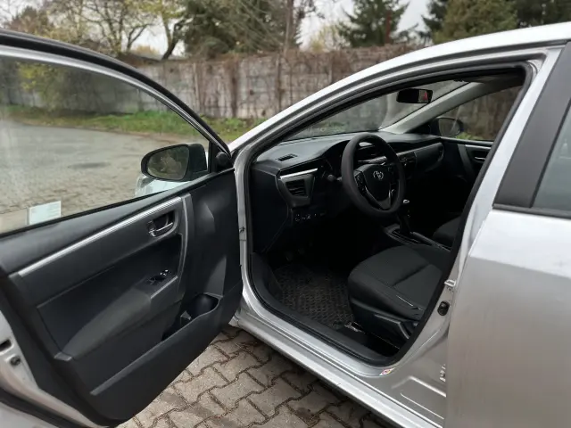 TOYOTA Corolla Active