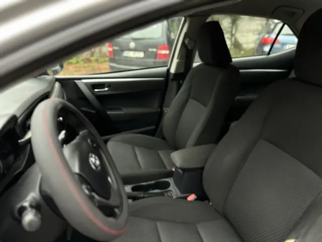 TOYOTA Corolla Active