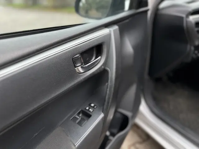 TOYOTA Corolla Active