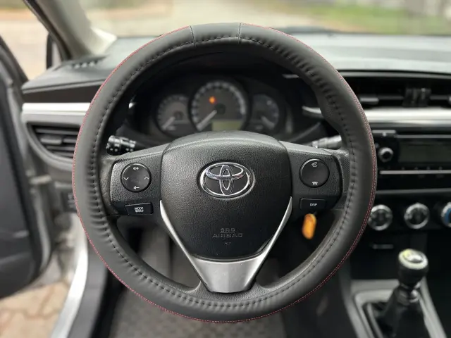 TOYOTA Corolla Active