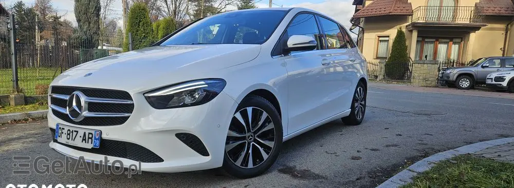 MERCEDES-BENZ Klasa B 180 d 8G-DCT Style