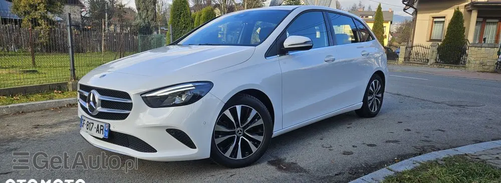 MERCEDES-BENZ Klasa B 180 d 8G-DCT Style
