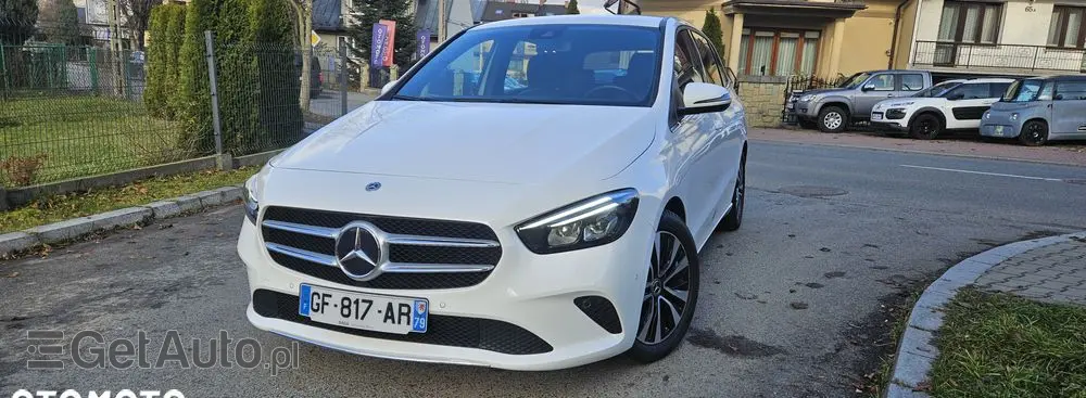MERCEDES-BENZ Klasa B 180 d 8G-DCT Style