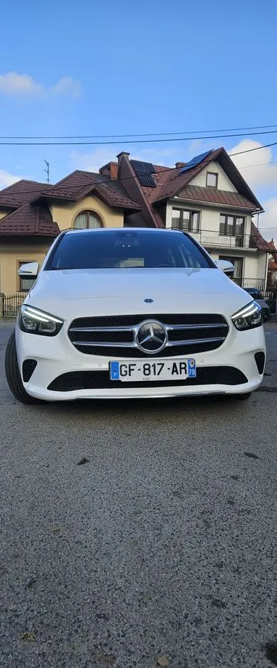 MERCEDES-BENZ Klasa B 180 d 8G-DCT Style